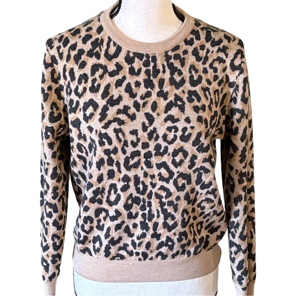 J Crew Leopard Crew Neck Merino Wool Sweater Size Medium